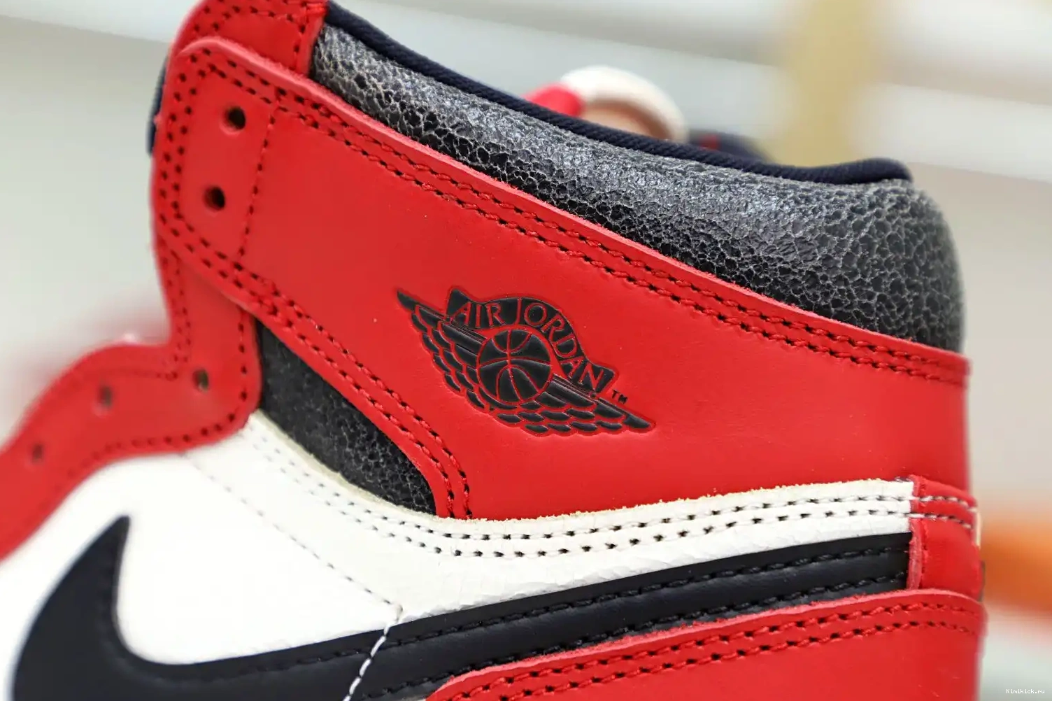 LOST Kimikick “CHICAGO” 1 REIMAGINED AIR FOUND JORDAN 2022 AND 0515